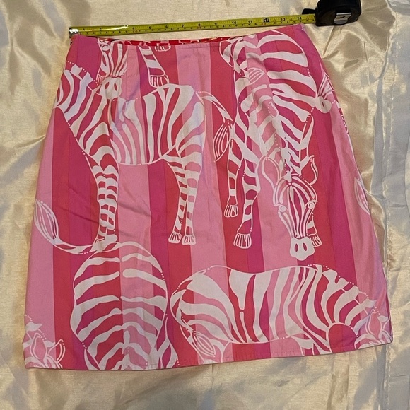 Lilly Pulitzer Reversible Wrap Skirt in Dragonfly and Zebra Prints - Picture 13 of 13